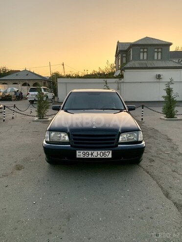 Mercedes C 180 1999, 357,000 km - 1.8 l - Bakı