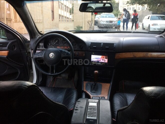 BMW 528 1998, 276,450 km - 2.8 l - Bakı