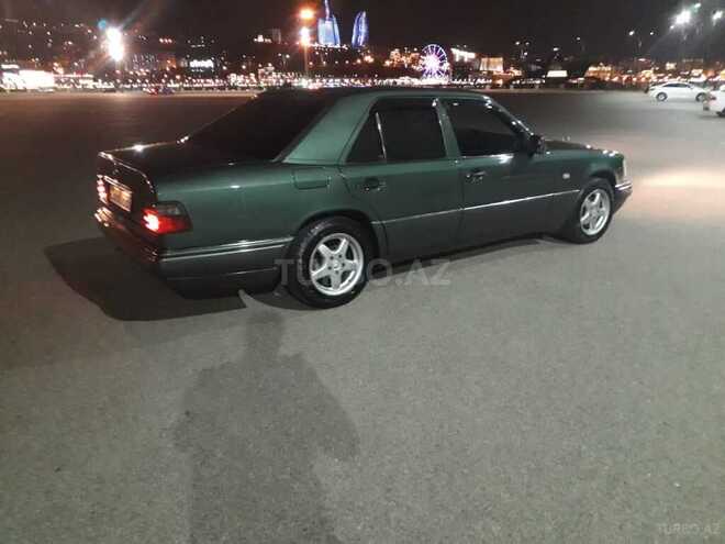 Mercedes E 220 1993, 488,000 km - 2.2 l - Bakı