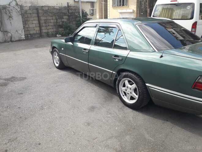 Mercedes E 220 1993, 488,000 km - 2.2 l - Bakı