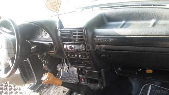 GAZ 31029 1994, 300,000 km - 2.4 l - Salyan