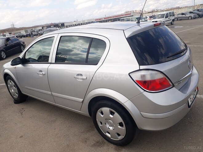 Opel Astra 2006, 166,800 km - 1.4 l - Bakı