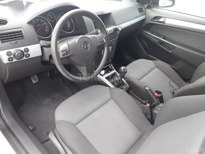 Opel Astra 2006, 166,800 km - 1.4 l - Bakı
