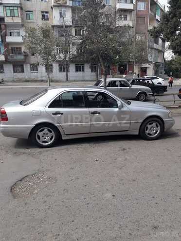 Mercedes C 220 1995, 250,000 km - 2.2 l - Gəncə
