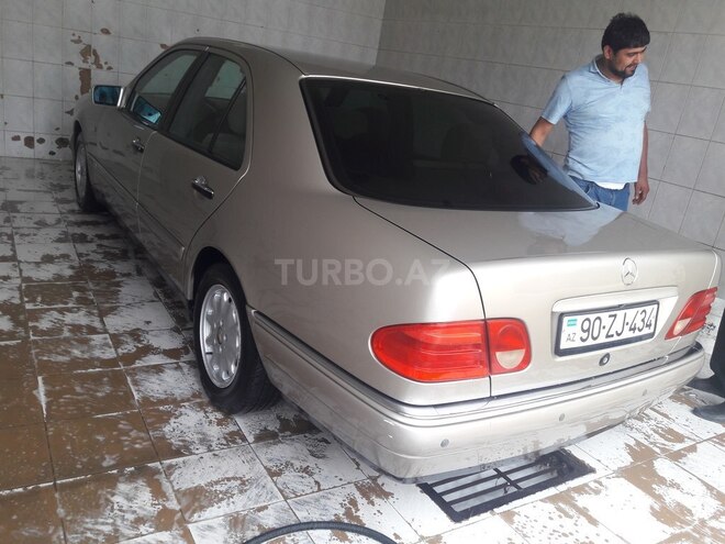 Mercedes E 230 1997, 400,000 km - 2.3 l - Bakı