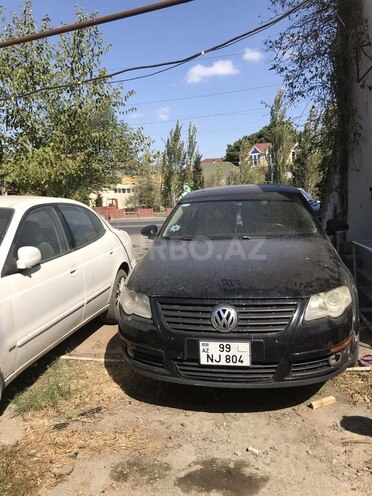 Volkswagen Passat 2006, 100,000 km - 2.0 л - Bakı