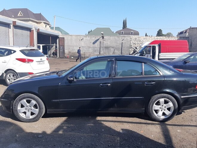 Mercedes E 270 2002, 180,000 km - 3.0 l - Gəncə