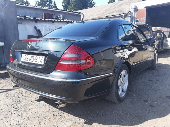 Mercedes E 270 2002, 180,000 km - 3.0 l - Gəncə