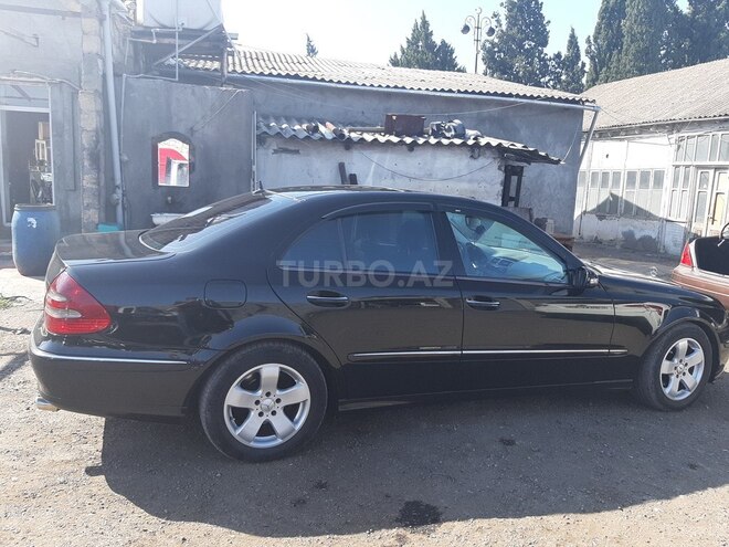 Mercedes E 270 2002, 180,000 km - 3.0 l - Gəncə