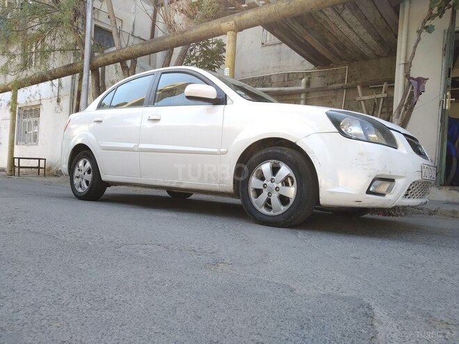 Kia Rio 2011, 242,020 km - 1.4 l - Bakı