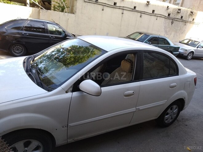 Kia Rio 2011, 242,020 km - 1.4 l - Bakı