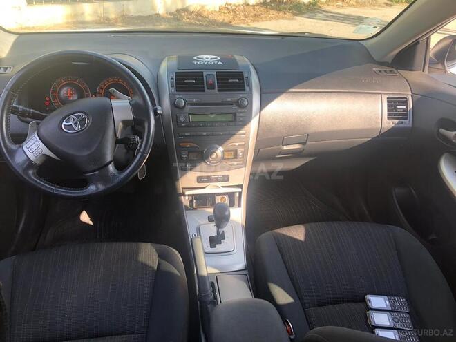 Toyota Corolla 2007, 180,000 km - 1.6 l - Bakı