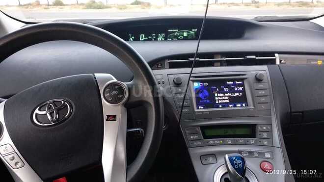 Toyota Prius 2013, 97,000 km - 1.8 l - Bakı