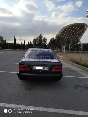Mercedes E 220 1999, 400,000 km - 2.2 l - Bakı