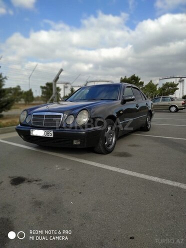 Mercedes E 220 1999, 400,000 km - 2.2 l - Bakı