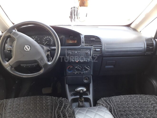 Opel Zafira 2000, 325,000 km - 1.8 л - Bakı