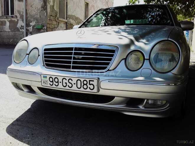 Mercedes E 240 2001, 290,000 km - 2.4 l - Bakı