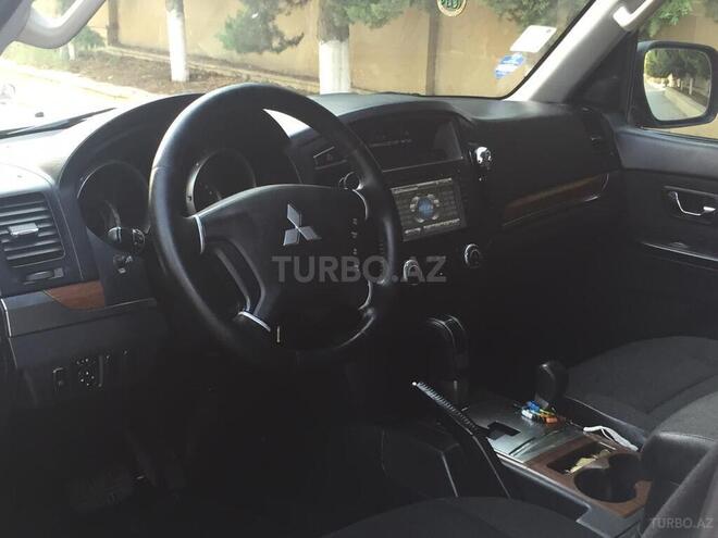 Mitsubishi Pajero 2007, 220,000 km - 3.0 l - Bakı