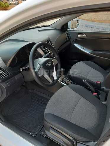 Hyundai Accent 2011, 135,567 km - 1.4 l - Bakı
