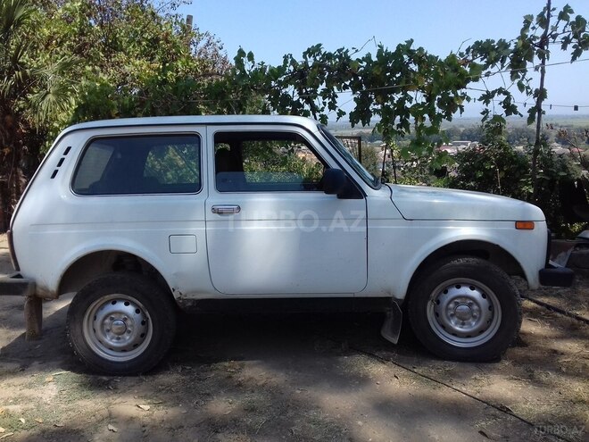 LADA (VAZ) Niva 2012, 113,000 km - 1.7 l - Astara