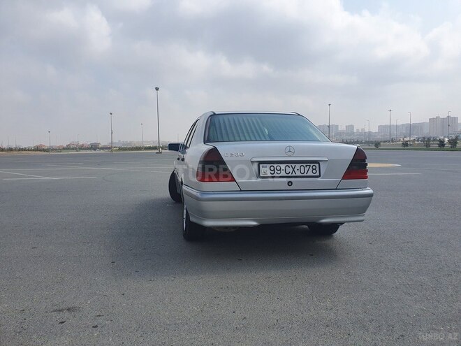 Mercedes C 200 1997, 240,000 km - 2.0 l - Bakı