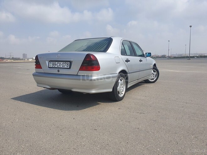 Mercedes C 200 1997, 240,000 km - 2.0 l - Bakı