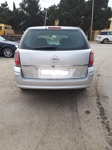 Opel Astra 2010, 130,200 km - 1.3 l - Bakı