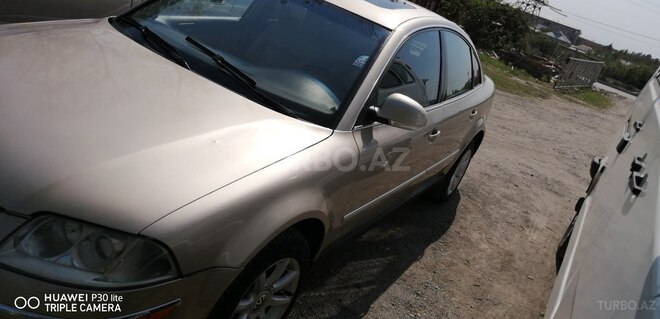 Volkswagen Passat 2004, 177,440 km - 1.8 l - Mingəçevir