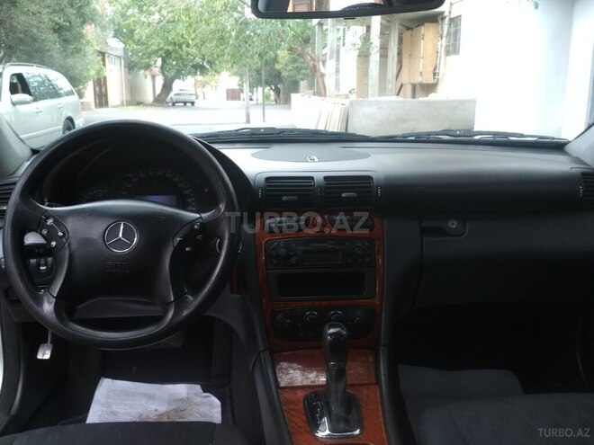 Mercedes C 200 2000, 234,000 km - 2.0 l - Bakı