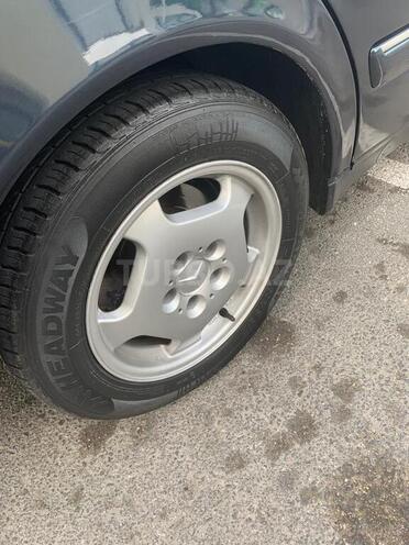 Mercedes E 240 1998, 256,893 km - 2.4 l - Bakı