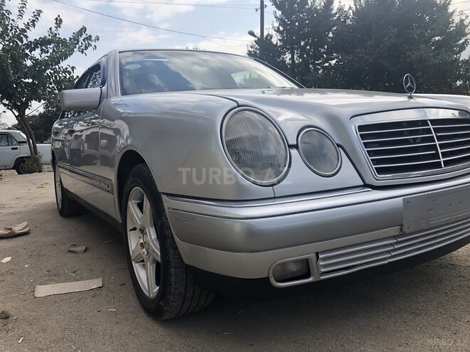 Mercedes E 230 1996, 280,000 km - 2.3 l - Masallı
