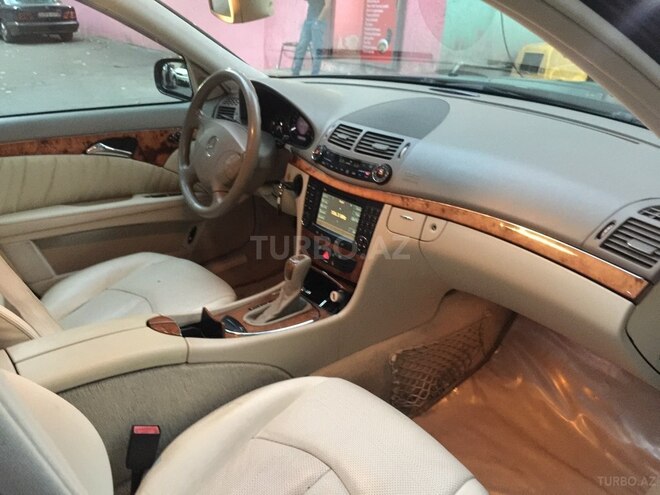 Mercedes E 220 2006, 251,627 km - 2.2 l - Bakı