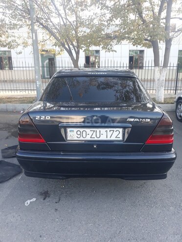 Mercedes C 220 1999, 200,000 km - 2.2 l - Yevlax