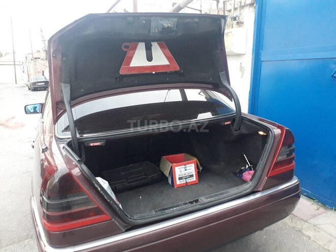 Mercedes C 250 1996, 140,000 km - 2.5 л - Bakı