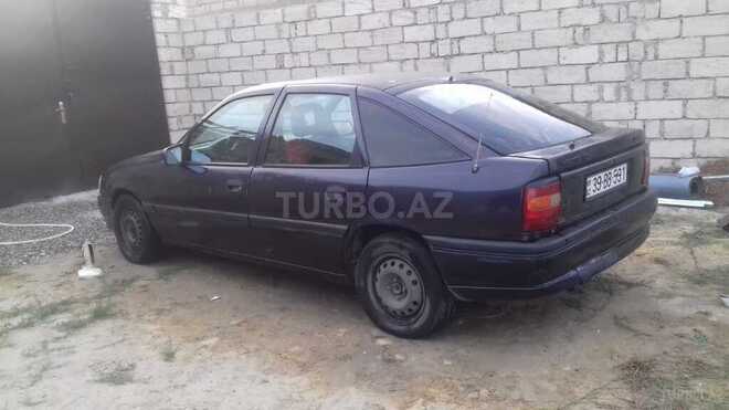 Opel Vectra 1994, 210,000 km - 1.8 l - Bakı