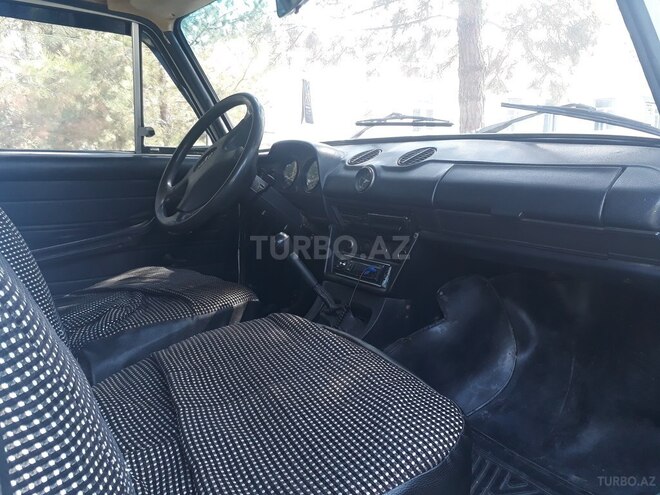 LADA (VAZ) 2106 2001, 165,000 km - 1.6 l - Qax