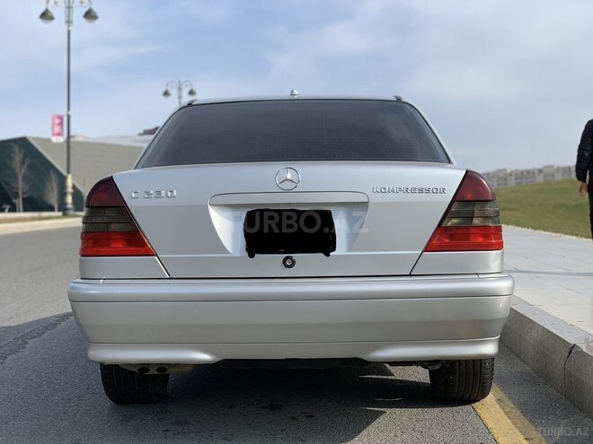 Mercedes C 230 2000, 193,977 km - 2.3 л - Bakı