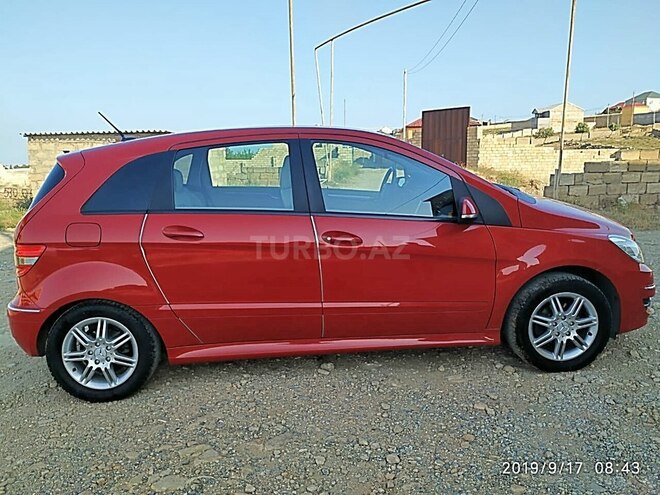 Mercedes B 180 2009, 37,300 km - 1.7 l - Bakı