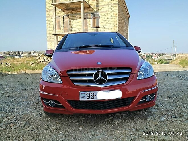 Mercedes B 180 2009, 37,300 km - 1.7 l - Bakı
