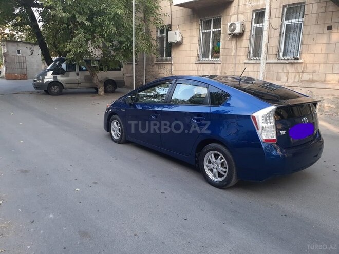 Toyota Prius 2011, 142,000 km - 1.8 л - Bakı