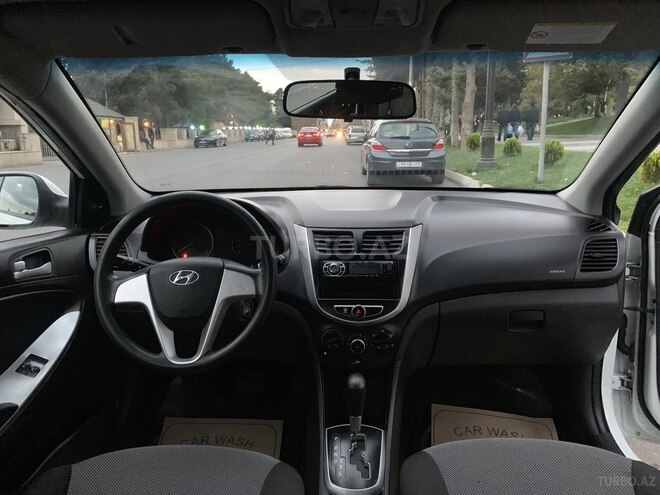 Hyundai Accent 2011, 150,000 km - 1.4 l - Bakı