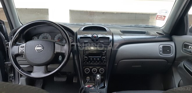 Nissan Sunny 2011, 145,400 km - 1.6 л - Bakı