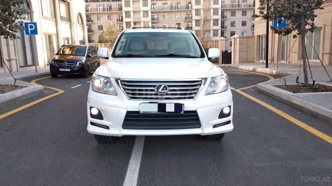 Lexus LX 570 2008, 135,000 km - 5.7 l - Bakı