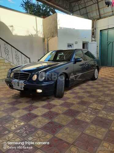 Mercedes E 240 2001, 210,000 km - 2.4 l - Gəncə