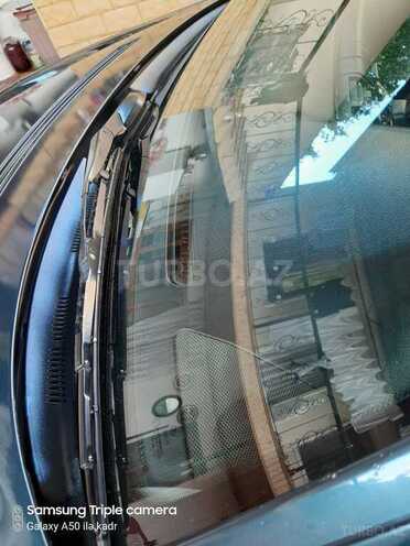 Mercedes E 240 2001, 210,000 km - 2.4 l - Gəncə