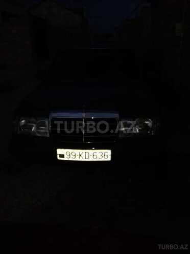 Mercedes E 250 1990, 300,000 km - 2.5 l - Bakı