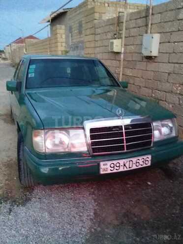 Mercedes E 250 1990, 300,000 km - 2.5 l - Bakı