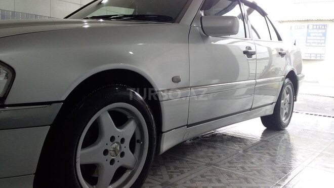 Mercedes C 200 1997, 337,600 km - 2.0 l - Bakı