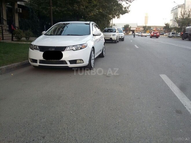 Kia Cerato 2010, 185,000 km - 2.0 л - Bakı