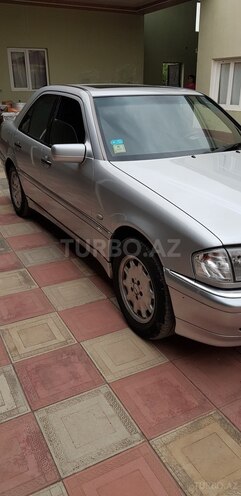 Mercedes C 220 1999, 405,000 km - 2.2 l - Tovuz